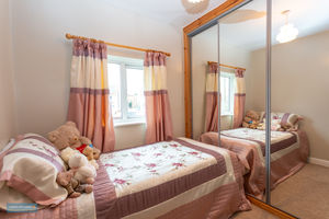 Bedroom - click for photo gallery